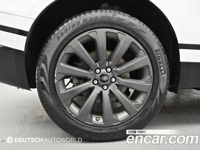 Land Rover Range Rover Velar 2.0 D240 R-Dynamic SE — пробег 67 795 км