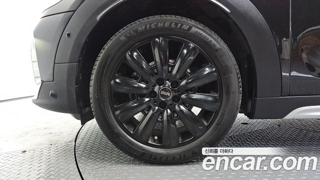 Mini Countryman Classic 2nd — пробег 12 418 км