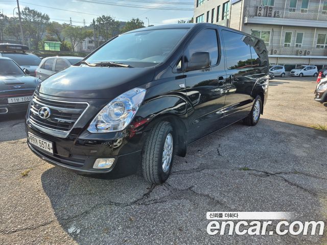 Hyundai Starex 3-Seater VAN CVX Deluxe — пробег 161 505 км — фото 2 из 5