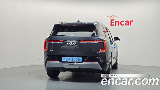 Kia EV5 из Кореи Encar