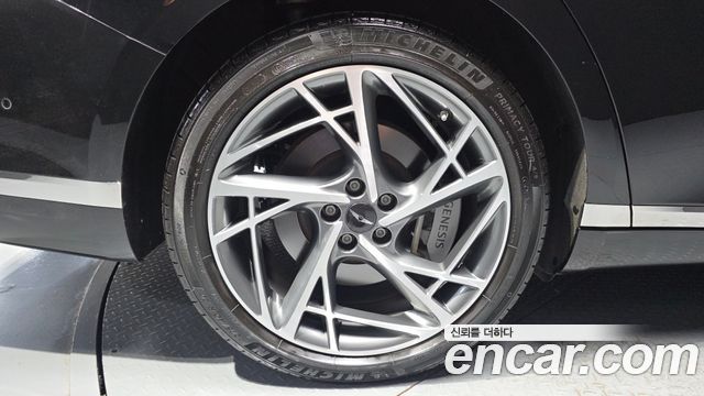 Genesis G90 из Кореи Encar