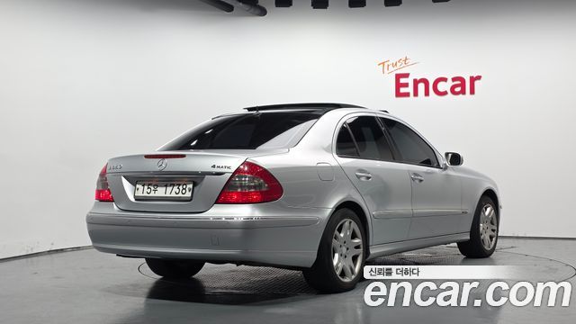 Mercedes-Benz E-Class из Кореи Encar