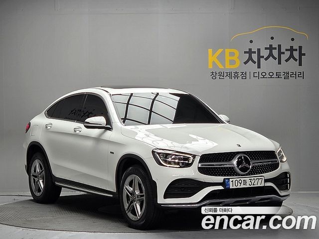 Mercedes-Benz GLC-Class GLC300e 4MATIC Coupe — пробег 55 743 км — фото 5 из 5