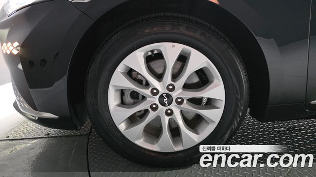 Kia K8 из Кореи Encar