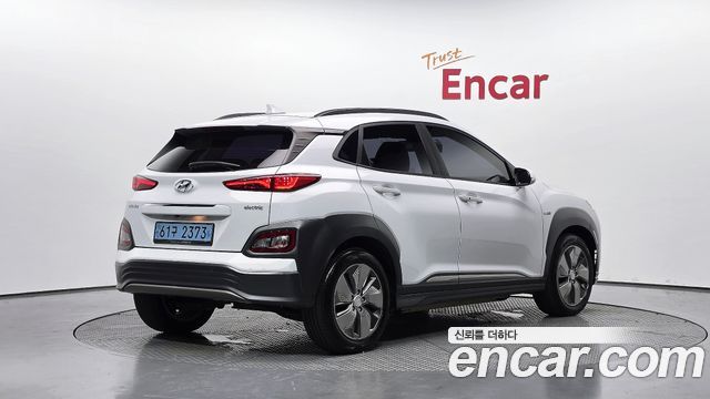 Hyundai Kona Premium — пробег 213 310 км — фото 2 из 5