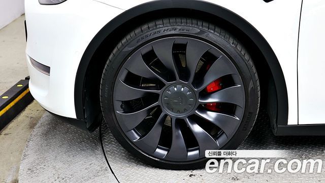 Tesla Model Y из Кореи Encar