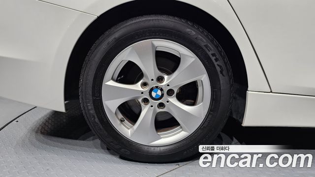 BMW 3-Series из Кореи Encar
