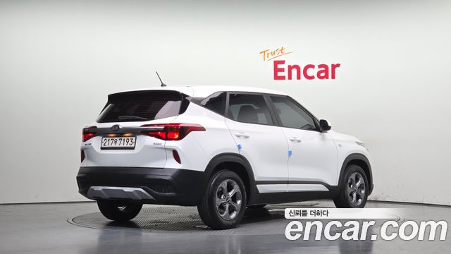 Kia Seltos из Кореи Encar