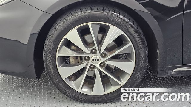 Kia K5 из Кореи Encar