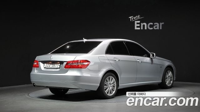 Mercedes-Benz E-Class E200 CGI — пробег 96 944 км — фото 2 из 5