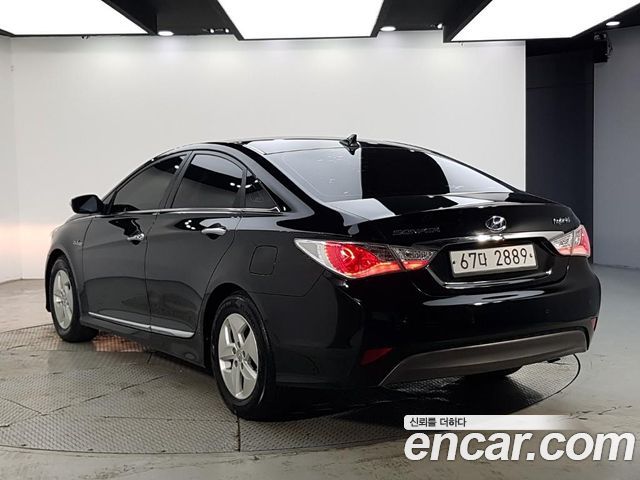 Hyundai Sonata 2.0 Premier — пробег 97 051 км — фото 3 из 5