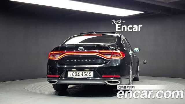 Hyundai Grandeur из Кореи Encar