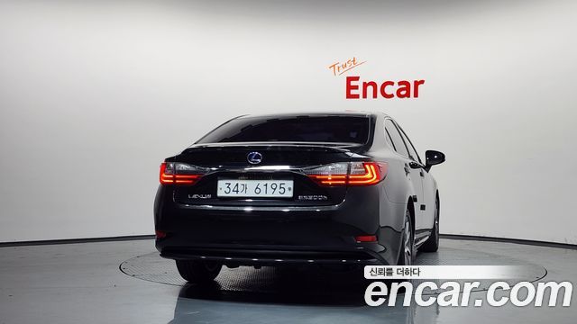 Lexus ES из Кореи Encar