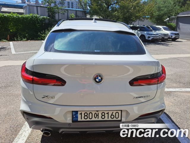 BMW X4 xDrive20i M Sport X — пробег 42 051 км — фото 2 из 5
