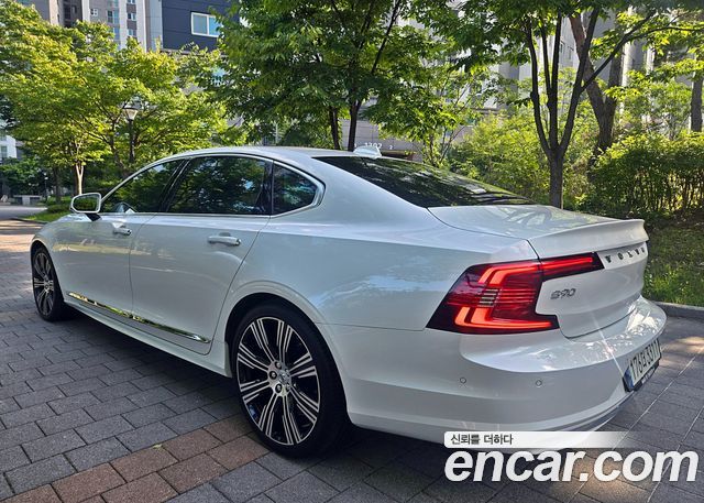 Volvo S90 B5 Ultimate Bright — пробег 83 248 км