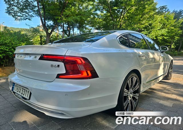 Volvo S90 B5 Ultimate Bright — пробег 83 248 км