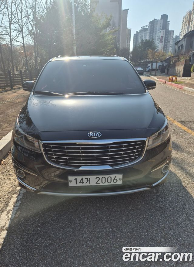 Kia Carnival 9-seater Noblesse — пробег 115 000 км — фото 1 из 5