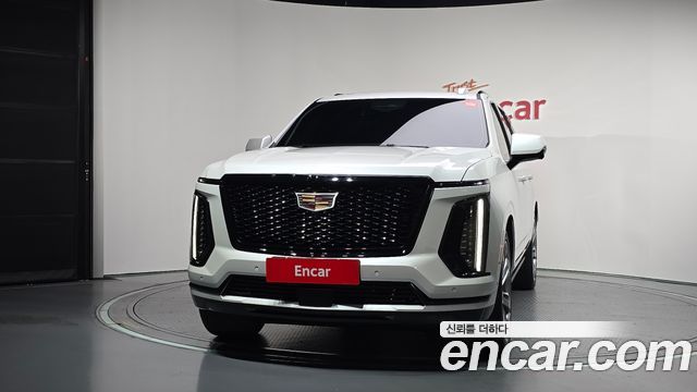 Cadillac Escalade 6.2 ESV ESV Sports Platinum — пробег 21 575 км