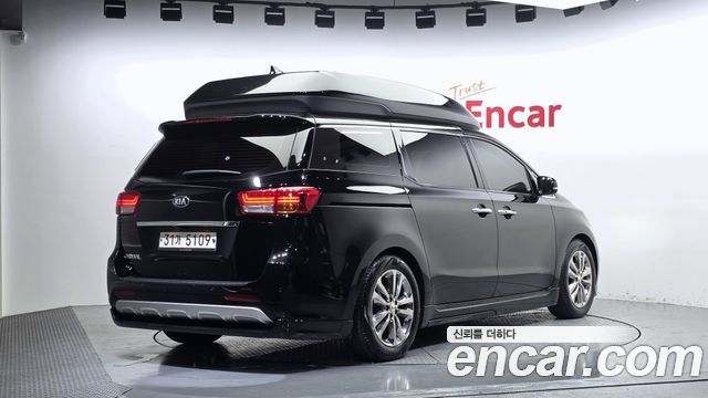 Kia Carnival из Кореи Encar