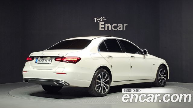 Mercedes-Benz E-Class из Кореи Encar