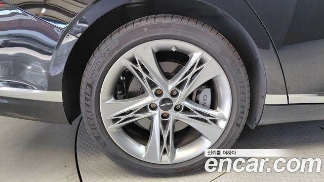 Genesis G90 из Кореи Encar