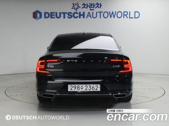 Volvo S90 D5 AWD Inscription — пробег 46 295 км