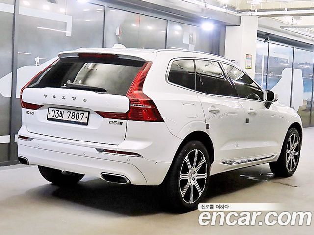 Volvo XC60 D5 Inscription — пробег 184 732 км