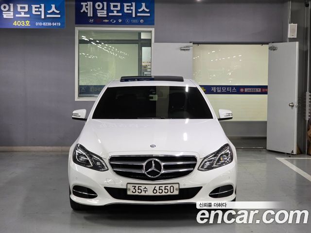 Mercedes-Benz E-Class E220 Bluetec Avantgarde — пробег 166 400 км — фото 1 из 5