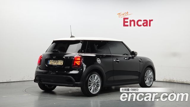 Mini Cooper Classic Third Generation — пробег 52 496 км