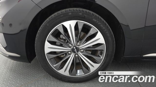 Kia K8 из Кореи Encar