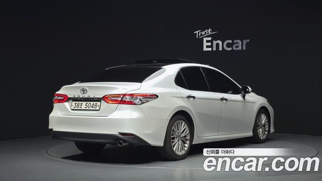 Toyota Camry 2.5 — пробег 93 705 км
