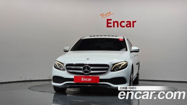 Mercedes-Benz E-Class из Кореи Encar