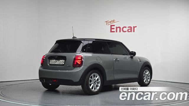 Mini Cooper HIGH Third Generation — пробег 31 932 км