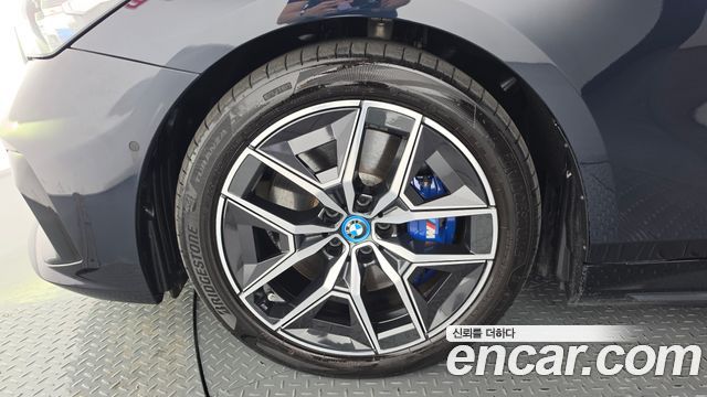 BMW i5 из Кореи Encar