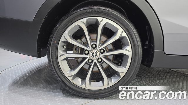 Ssangyong TIBOLI Diesel IX 2WD — пробег 75 090 км