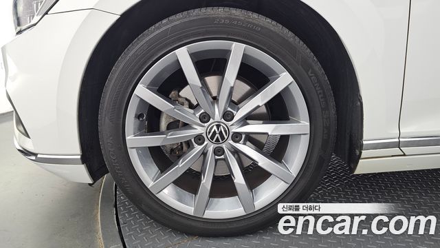 Volkswagen Passat 2.0 TDI Prestige — пробег 97 360 км — фото 5 из 5