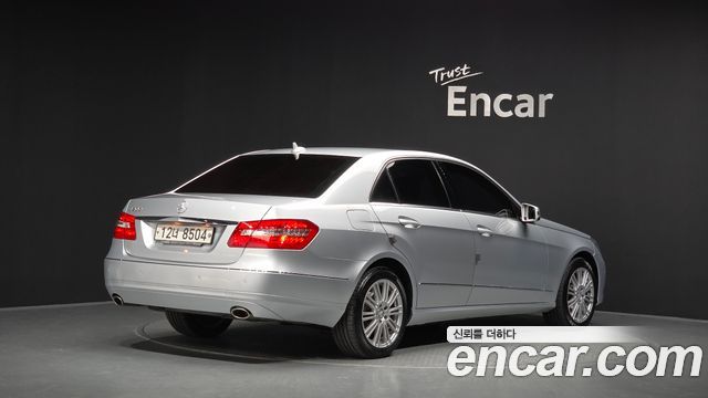 Mercedes-Benz E-Class из Кореи Encar