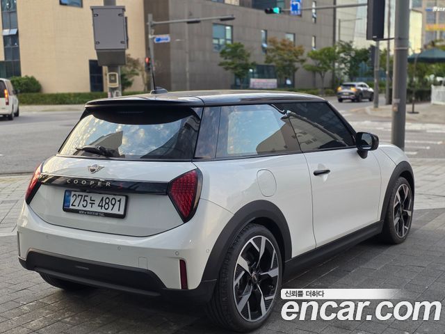 Mini Cooper Favoured — пробег 430 км