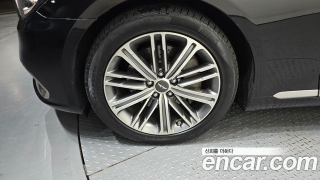 Genesis G80 3.3 GDI AWD Luxury — пробег 187 697 км