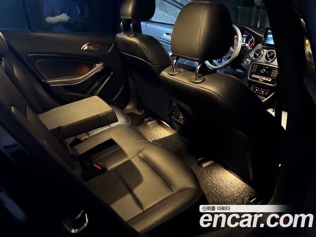 Mercedes-Benz GLA-Class GLA220 Premium — пробег 155 965 км