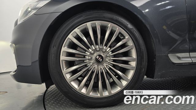 Kia K9 3.8 GDI AWD PlatinumⅡ — пробег 221 324 км