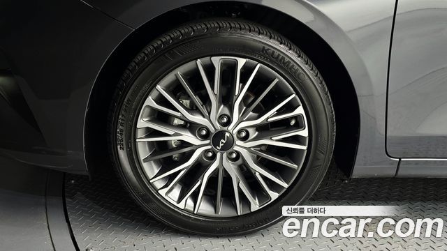 Kia K3 из Кореи Encar