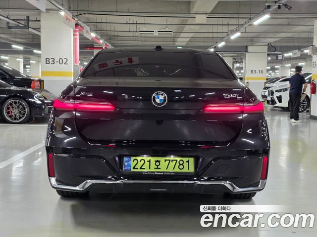 BMW 7-Series 740i xDrive M Sport — пробег 40 000 км — фото 5 из 5