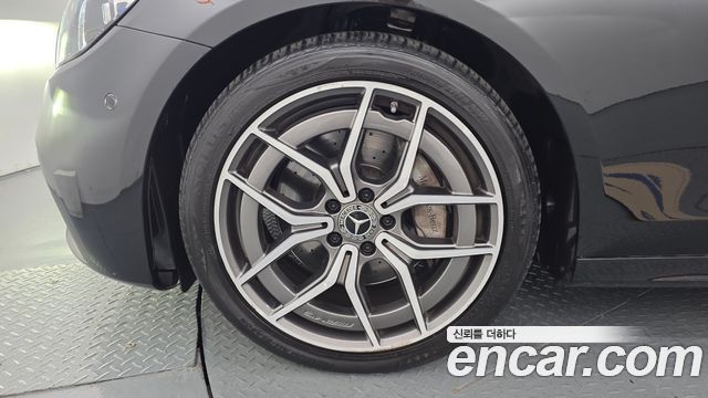 Mercedes-Benz E-Class E220d 4MATIC AMG Line — пробег 91 248 км — фото 5 из 5