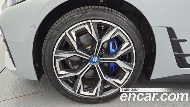 BMW i4 из Кореи Encar
