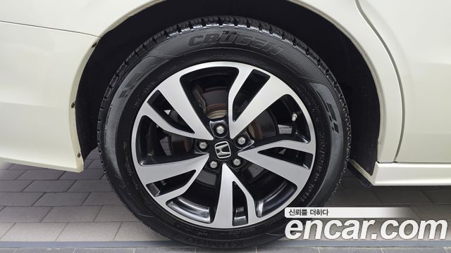 Honda Odyssey 3.5 5th — пробег 97 882 км