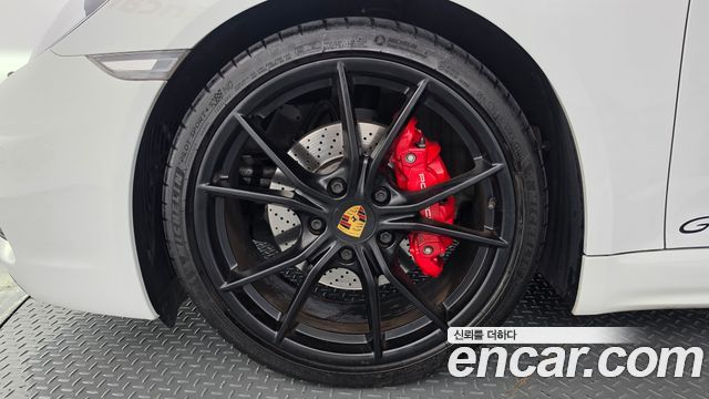 Porsche 718 2.5 GTS — пробег 48 742 км — фото 5 из 5