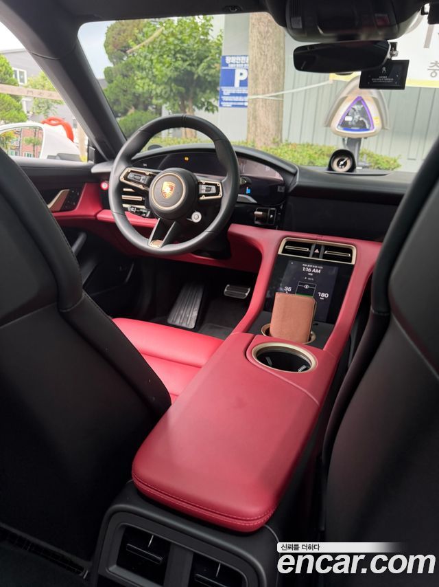 Porsche Taycan 4S — пробег 38 000 км — фото 5 из 5