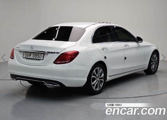 Mercedes-Benz C-Class из Кореи Encar