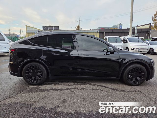 Tesla Model Y L Long Range AWD — пробег 2 700 км